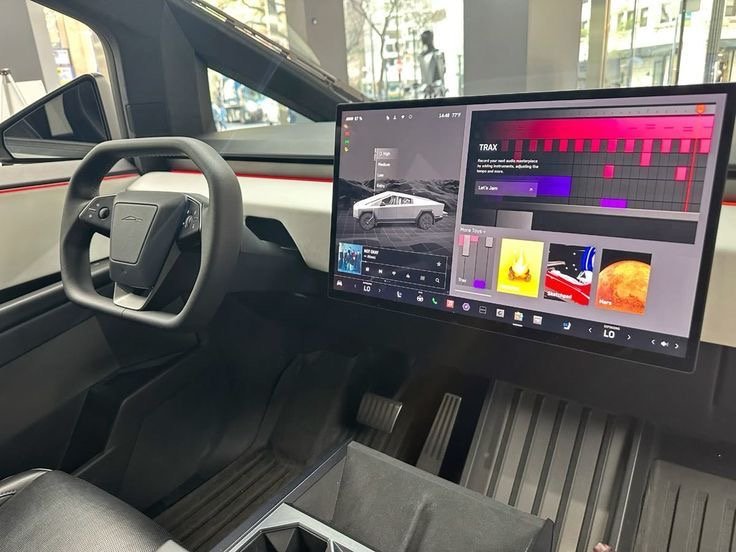 Tesla Cybertruck All-Wheel Drive (AWD) - View 4